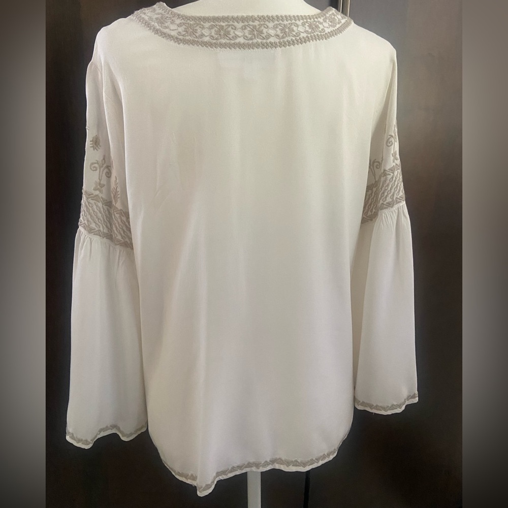 Embroidered Women's Top with Intricate Tan Embroidery. Size S. NWOT. - Picture 3 of 14